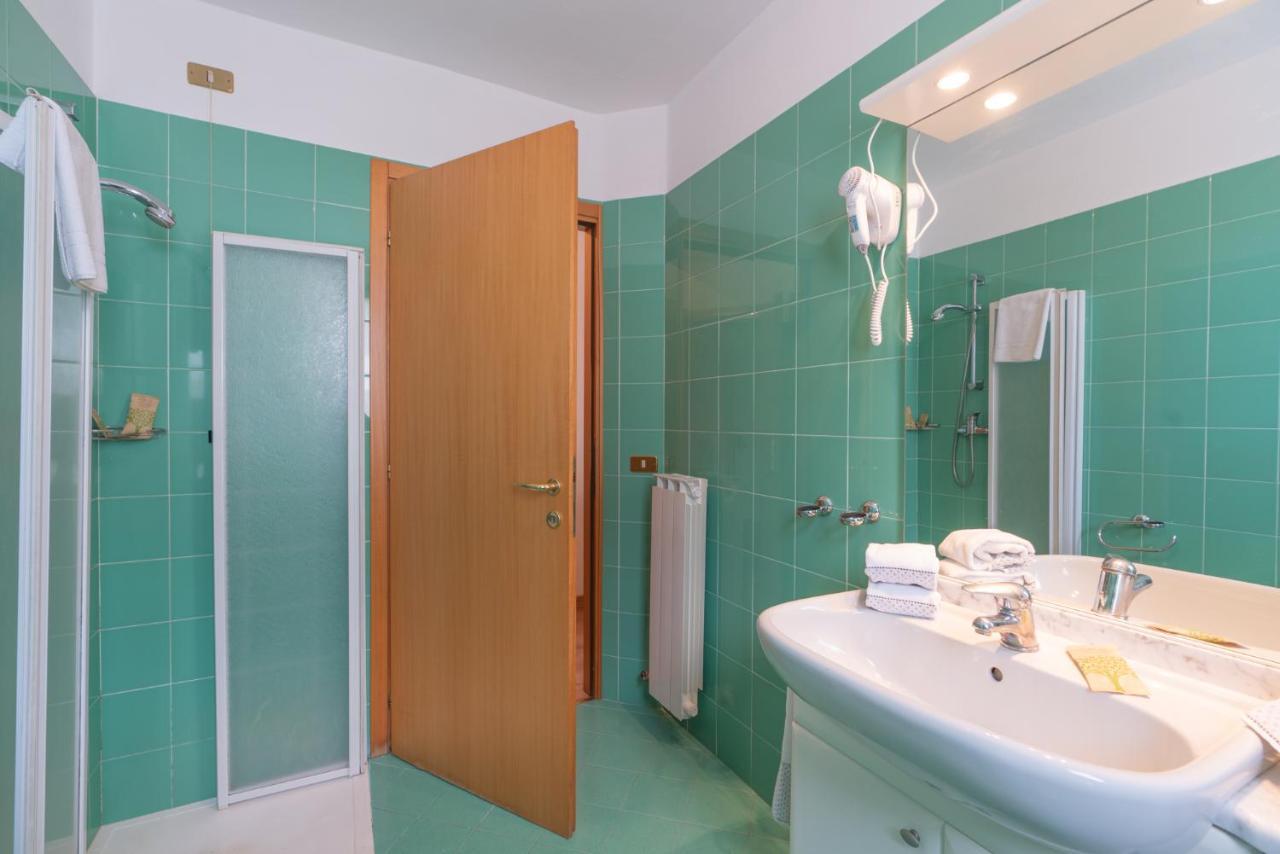 Hotel Posta アプリーカ エクステリア 写真